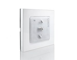 Smoove wall mounted control